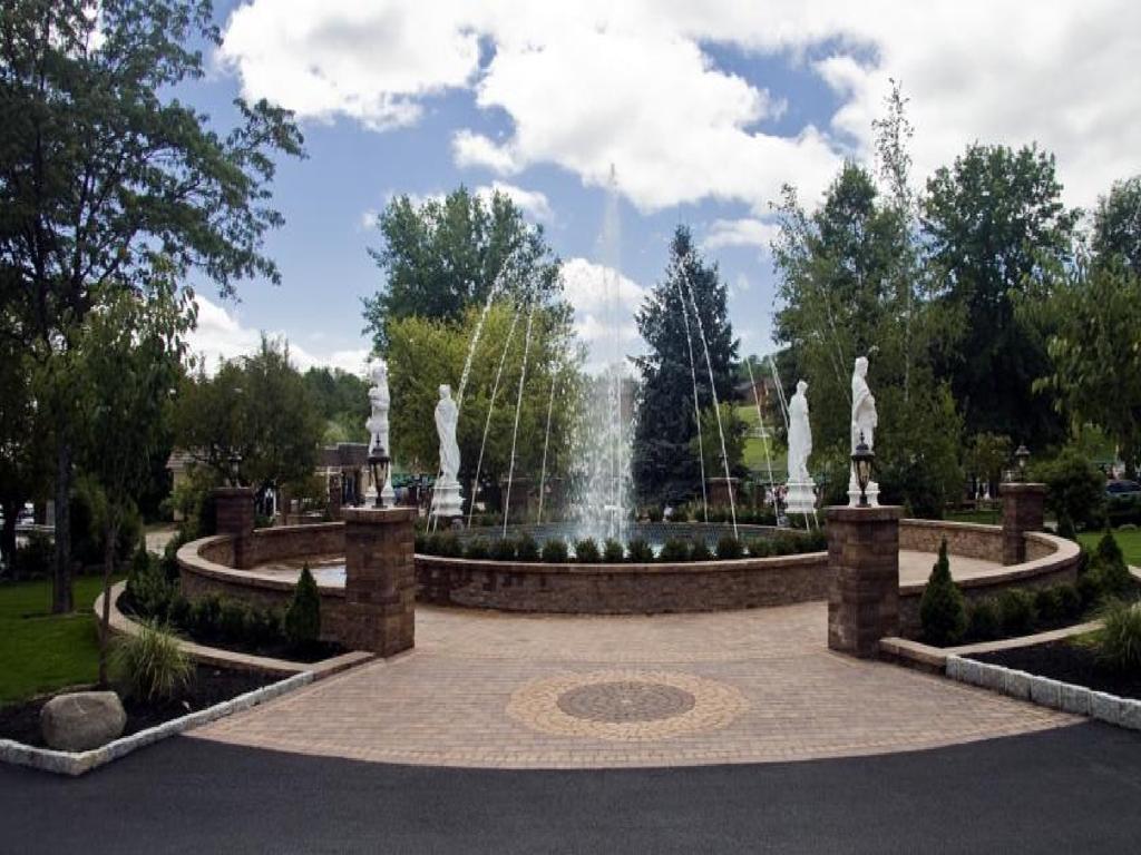 Villa Roma Resort And Conference Center Callicoon Exterior photo